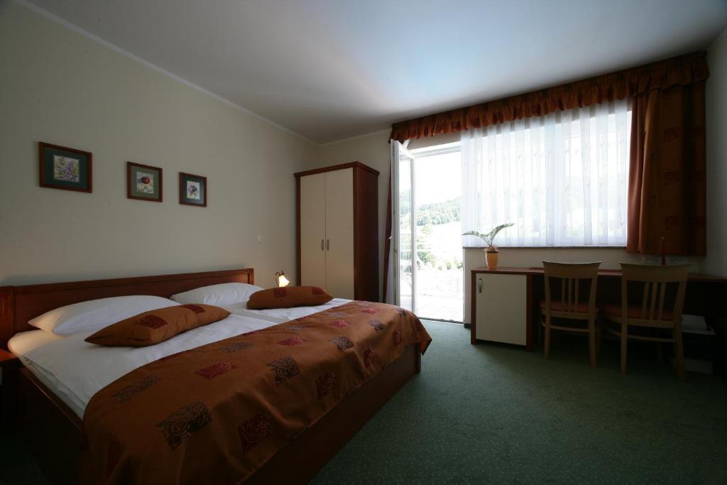 Hotel Aqua Roma Rimske Toplice Quarto foto